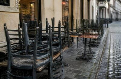 15 până la 25% dintre restaurantele mici și mijlocii ar putea dispărea în următoarele 6 până la 18 luni