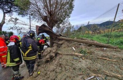 Slatina – 7 case evacuate urgent! Alunecare de teren – 25 de afectati
