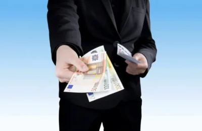 Euro digital – Lansare 2026? 3500+ experți dezbat viitorul banilor