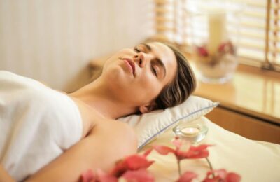 Horoscop 12 martie 2026 – O zi dedicată feminității și iubirii de sine