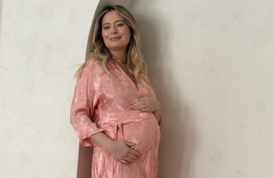 Laura Cosoi, însărcinată a 5-a oară – Pofte bizare și refuzul cărnii!