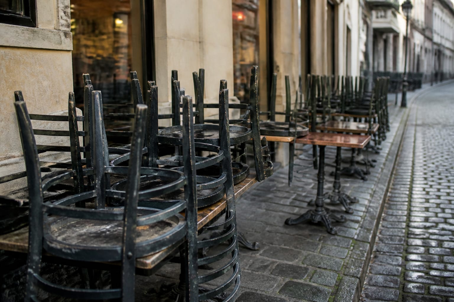 15 până la 25% dintre restaurantele mici și mijlocii ar putea dispărea în următoarele 6 până la 18 luni