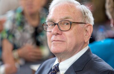 Warren Buffett spune la 95 de ani că norocul a fost decisiv în acumularea averii de aproape 150 de miliarde de dolari